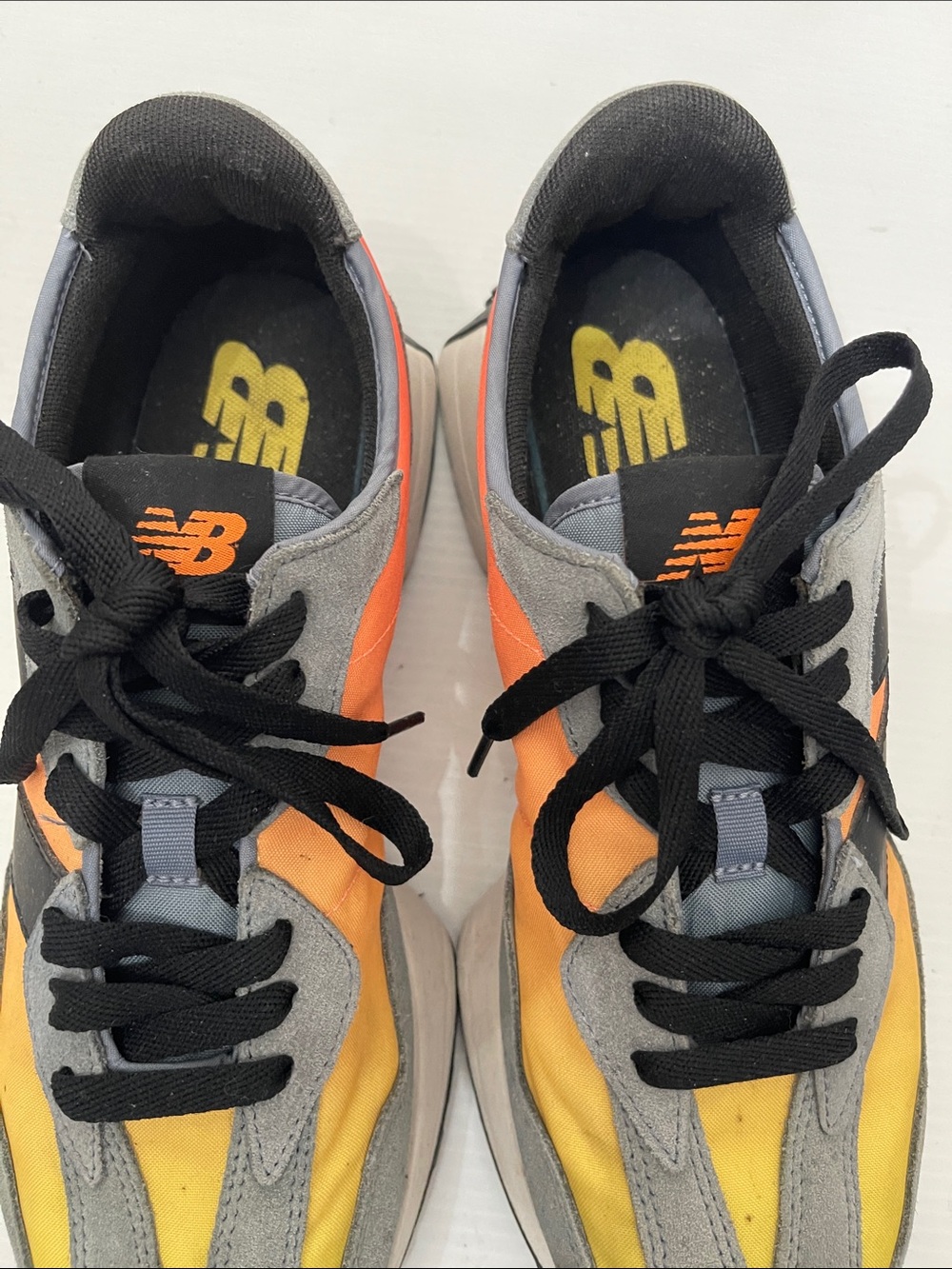 NEW BALANCE 327 CITRUS PUNCH CYCLONE RUNNING SNEAKERS MENS SIZE 11 - Picture 10 of 15